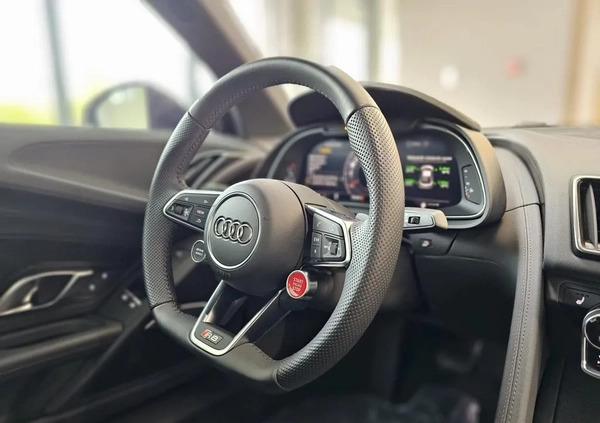Audi R8 cena 675000 przebieg: 17500, rok produkcji 2021 z Opole małe 46